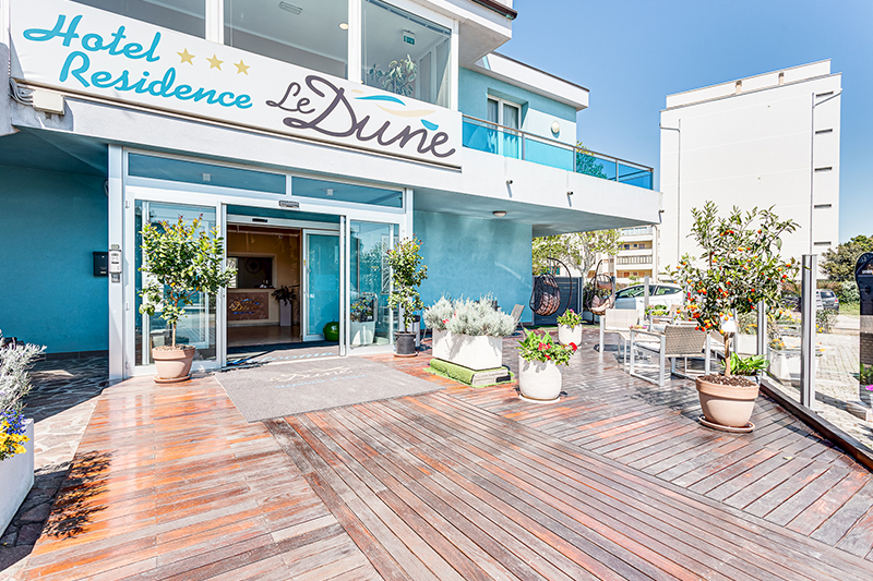 Long Beach Village Lido Adriano